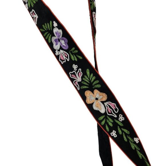 Moyna hand crafted suede bag embroidered beaded floral strap crossbody black NEW - Picture 5 of 10